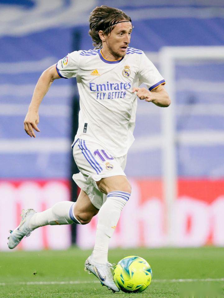 曼城仍有意签下法国国脚阿克利乌舍