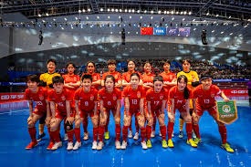 世体：巴萨方面正在研究法律漏洞，以将罗克卖给帕尔梅拉斯